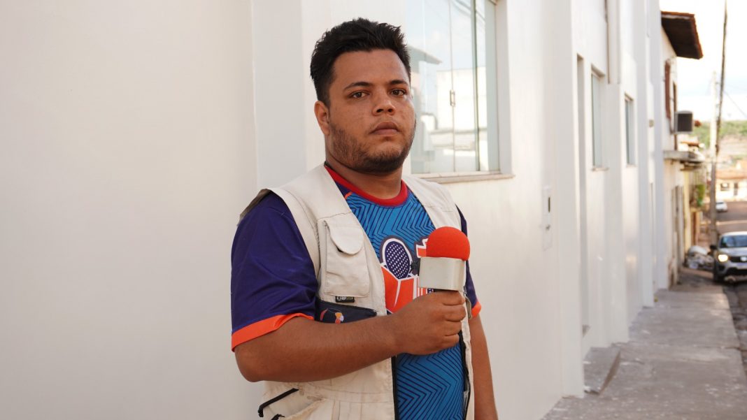 repórter do povo (Reprodução O Pedreirense)